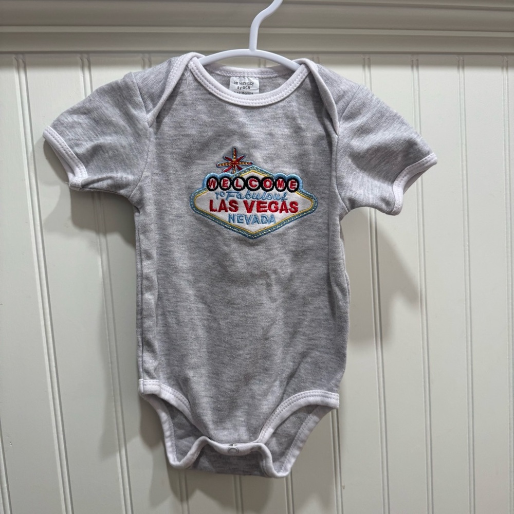 Gray Welcome to Fabulous Las Vegas Onesie with ✨Free Bib✨ - Picture 2 of 5